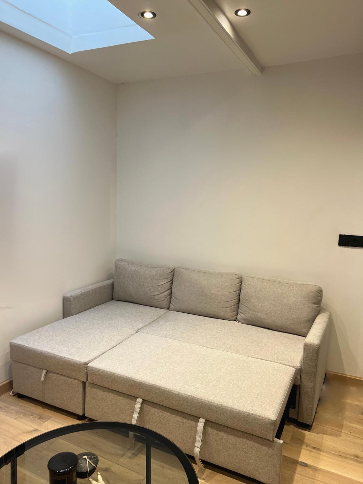 Flat * Neuilly-sur-Seine